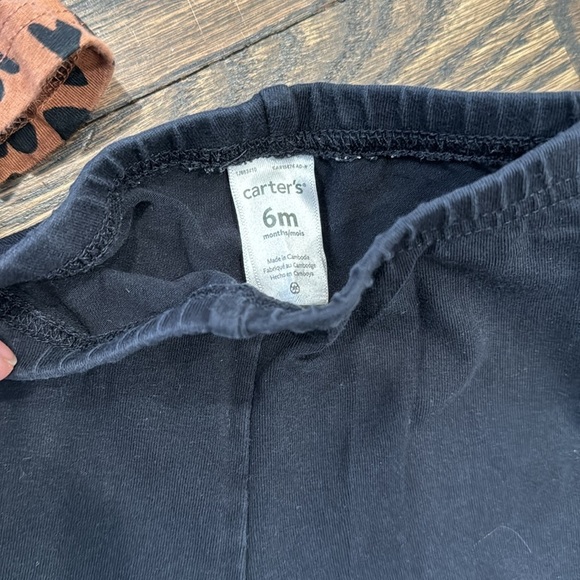 Carter’s Baby 6m black heart leopard tunic outfit set with matching blk legging - Picture 4 of 5